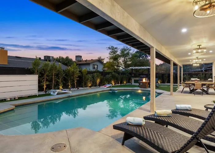 Valley View Chic Design With Pool Grille Firepit Holiday home Scottsdale