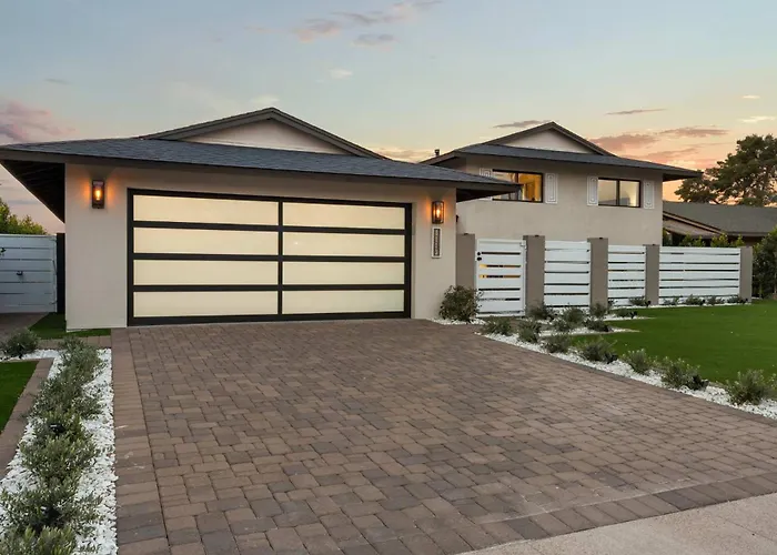 Valley View Chic Design With Pool Grille Firepit * Scottsdale